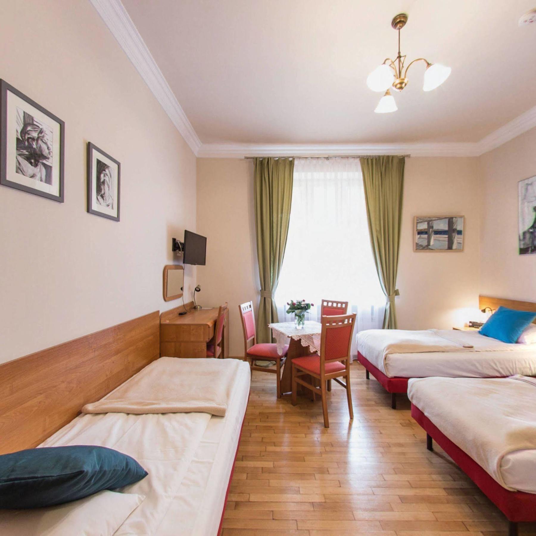 Hotel apartamentowy Kajzer